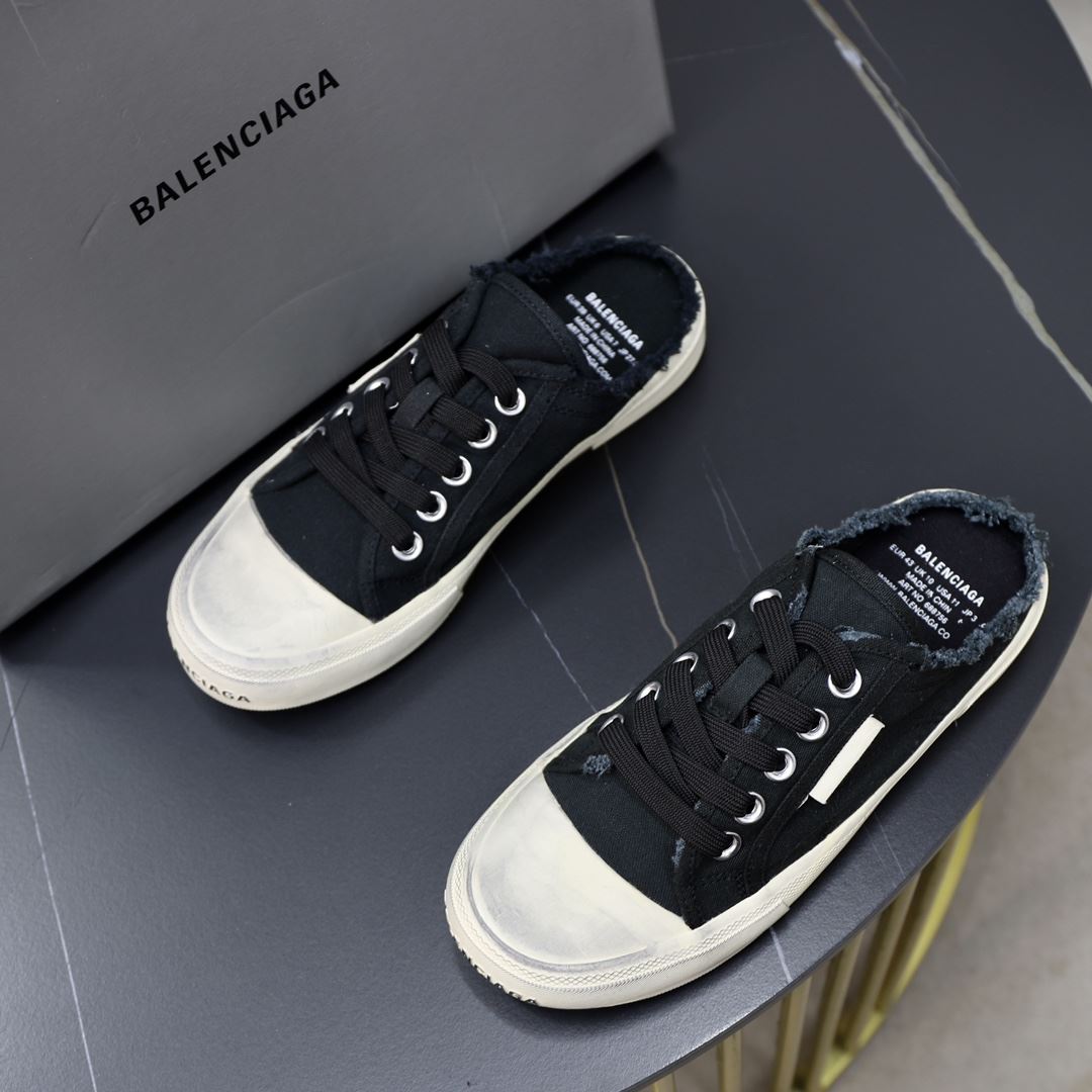 Balenciaga Slippers